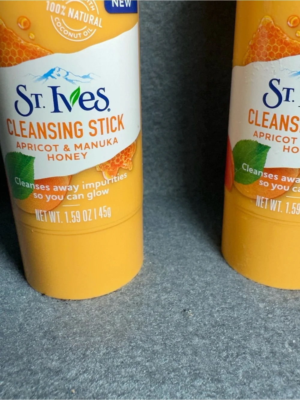🆕 St. Ives Apricot & Manuka Honey Cleansing Stick - Orange (set of 2)